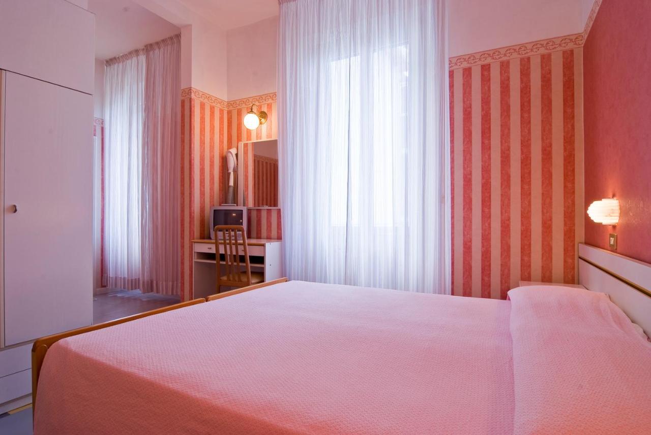 Hotel Loris - Valentini Family Village Bellaria-Igea Marina Ngoại thất bức ảnh